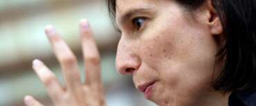 Elly Schlein da Vigevano con furore