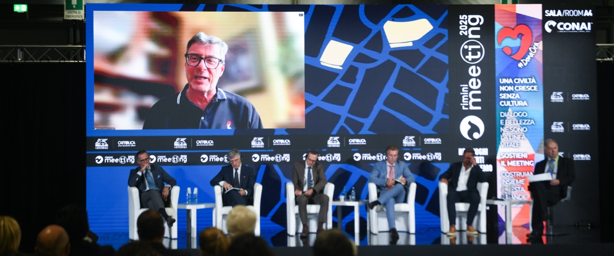 Giorgetti rivendica i risultati: “Abbiamo lavorato mattone dopo mattone. Tutto si tradurrà in benefici per le famiglie” Giorgetti rivendica i risultati: “Abbiamo lavorato mattone dopo mattone. Tutto si tradurrà in benefici per le famiglie”