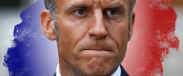 Macron Francia Bayrou