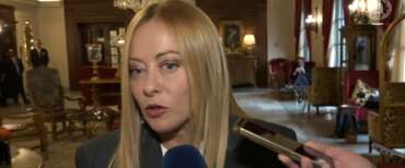 Meloni da Washington: “Giornata importante, non esistono soluzioni facili. L’Occidente c’è, l’Italia c’è” (video)