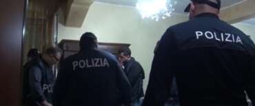 “Ti offro un lavoro”, poi l’orrore: un afghano sequestra e stupra una 21enne. Lei riesce ad incastrarlo