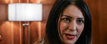 Pina Picierno manda in tilt il Pd: “Bene Meloni, siamo più fiduciosi sull’Ucraina”. Il web: “Nel Pd vorranno la tua testa…”