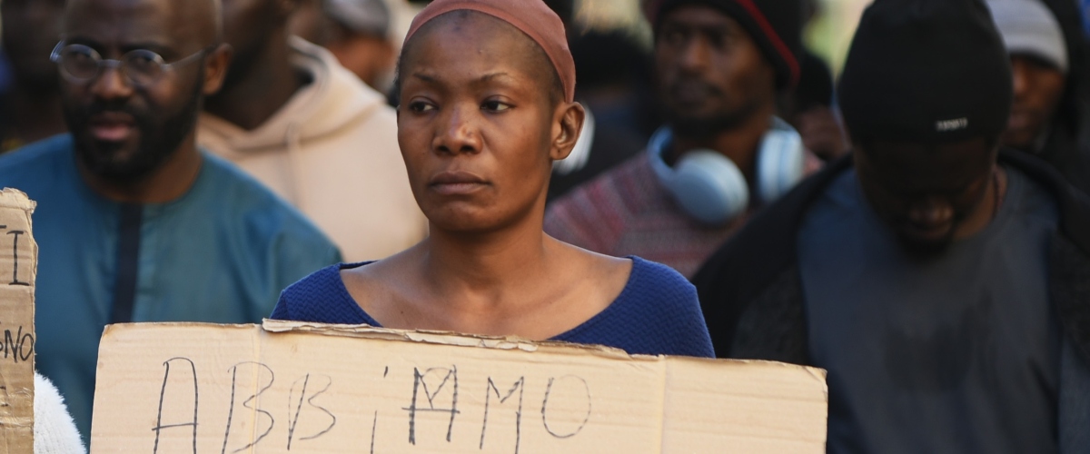 Torino, discriminazione su migranti in questura, il Viminale fa appello contro la condanna