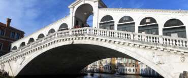 Venezia, coppia di turisti americani ebrei ortodossi aggredita sul Ponte di Rialto. Ma manca la denuncia formale delle vittime