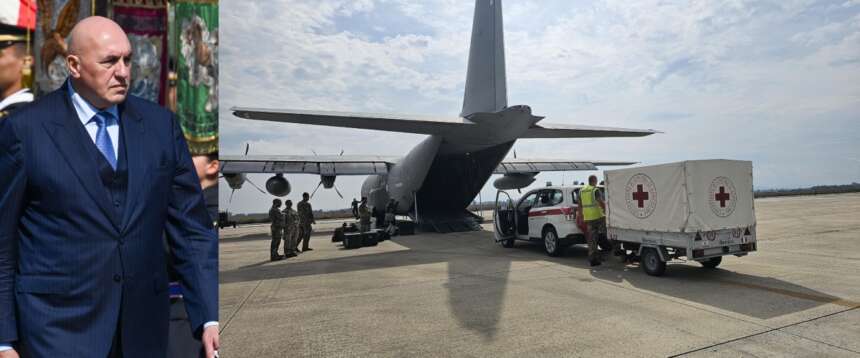 L’Italia ha paracadutato i primi aiuti umanitari su Gaza. Crosetto: pronti a portare speranza a chi ha più bisogno L’Italia ha paracadutato i primi aiuti umanitari su Gaza. Crosetto: pronti a portare speranza a chi ha più bisogno