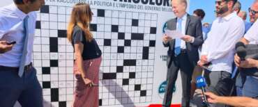 Al via a Ostia la campagna estiva di FdI su giustizia e sicurezza. Presentato il “cruciverbone” tricolore