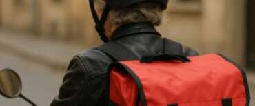 Roma, grazie a un ingegnoso sistema, 61enne pusher a domicilio consegnava droga in lattina