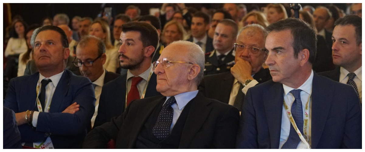calabria al voto il 12 ottobre ma la sinistra si lagna vorrebbe andare alle urne a natale