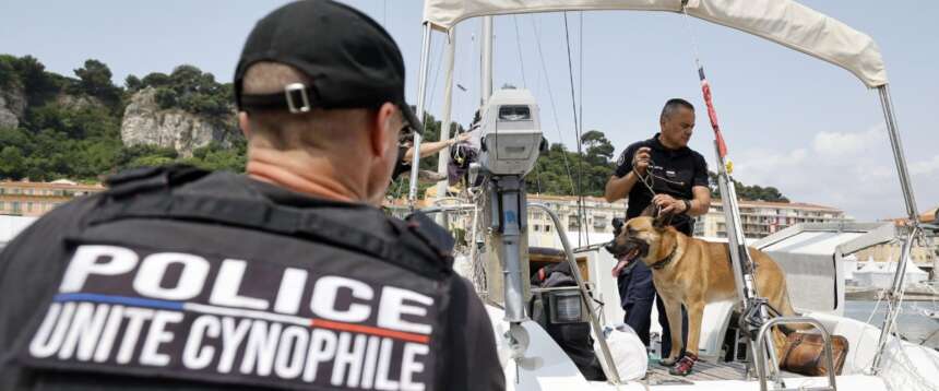 Parigi alle prese con l’ombra di un serial killer