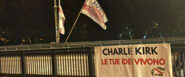 Torino, i militanti di Gioventù nazionale ricordano Charlie Kirk con uno striscione: “Le tue idee vivono”