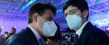 “Abusi, sprechi e mascherine pericolose in piena pandemia”: la Commissione Covid inchioda Conte e Speranza