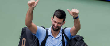 Djokovic, da patriota a traditore: sostiene la “rivoluzione colorata” in Serbia, finisce nella bufera e si trasferisce in Grecia