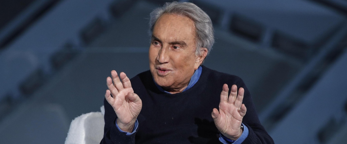 È morto Emilio Fede, volto familiare del giornalismo tv. Era ricoverato in condizioni critiche. Il peggioramento nelle ultime ore È morto Emilio Fede, volto familiare del giornalismo tv. Era ricoverato in condizioni critiche. Il peggioramento nelle ultime ore