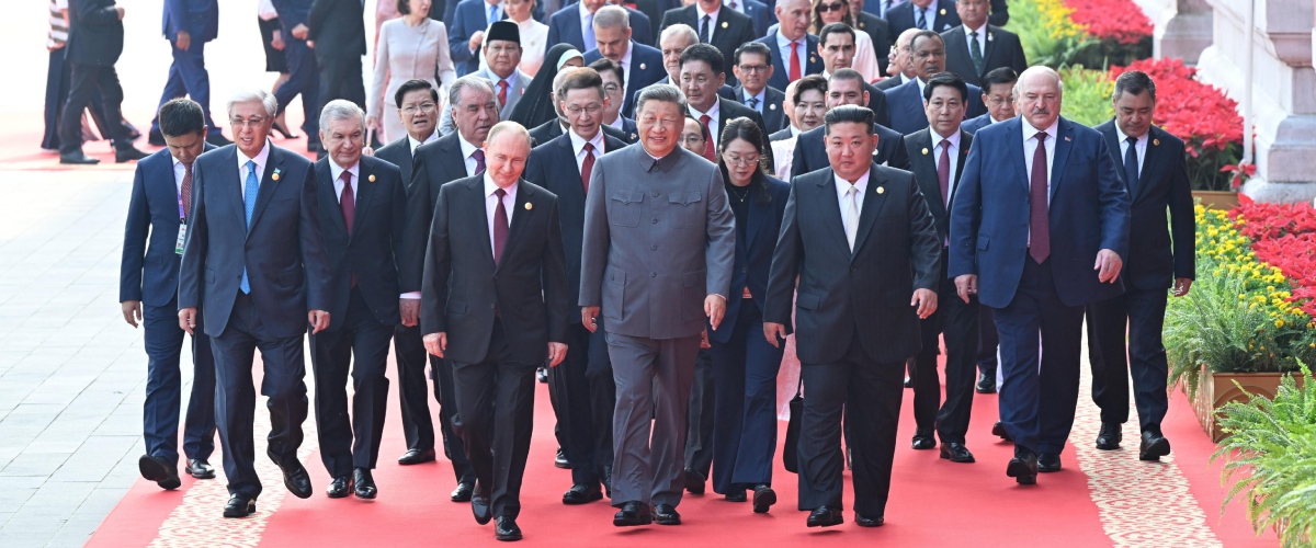 La Cina è inarrestabile: dalla parata di Pechino, Xi lancia l’asse dell’Est con Putin e Kim La Cina è inarrestabile: dalla parata di Pechino, Xi lancia l’asse dell’Est con Putin e Kim