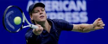 Sinner soffre ma non molla e vola in finale: agli Us Open e sarà ancora “Sincaraz”. Domenica leggendaria.Trump sarà in tribuna