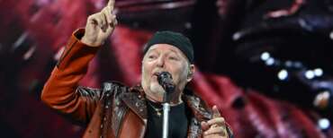Vasco Rossi, cuore a sinistra e portafoglio a destra: ha scelto di investire nella banca del socio di Trump
