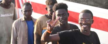 Ong al delirio dopo la multa di 100mila euro all’aereo che cercava migranti nel Mediterraneo. La pretesa di dettare l’agenda all’Italia