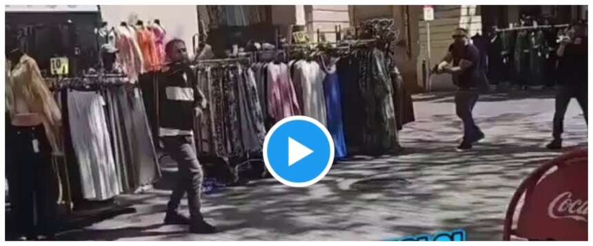 Tunisino freddato a Marsiglia dalla polizia (video). Aveva accoltellato 5 persone al grido di Allah Akbar Tunisino freddato a Marsiglia dalla polizia (video). Aveva accoltellato 5 persone al grido di Allah Akbar