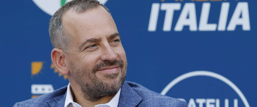 Anni di piombo e violenza contro la destra, FdI chiarisce: “I dossier sono nostri, non di Palazzo Chigi” Anni di piombo e violenza contro la destra, FdI chiarisce: “I dossier sono nostri, non di Palazzo Chigi”