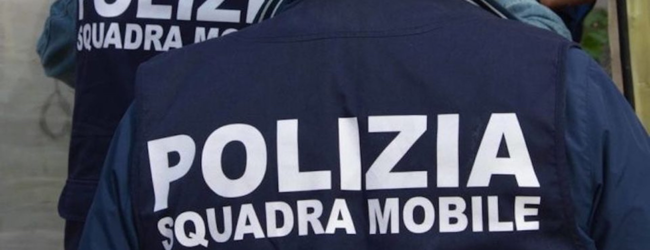 Arruolava giovani per la jihad: bengalese arrestato a Mantova. Piantedosi: «Il nostro sistema di prevenzione funziona» Arruolava giovani per la jihad: bengalese arrestato a Mantova. Piantedosi: «Il nostro sistema di prevenzione funziona»