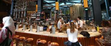 Dilaga il fenomeno dei “crying cafè”. Foto di archivio di un bar
