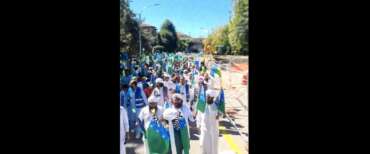 Islamici in corteo per il compleanno di Maometto. Ma senza donne. La Lega: “Questa non è integrazione”(video)