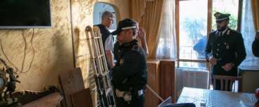 Ladri di case, primo sgombero a Merano grazie al ddl Sicurezza: chi erano i tre abusivi