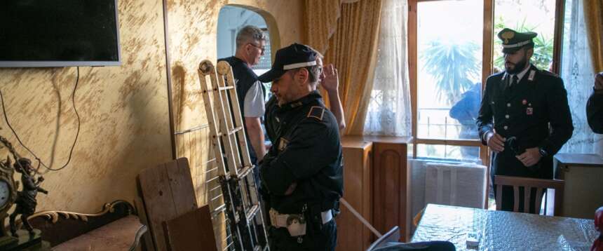 Ladri di case, primo sgombero a Merano grazie al ddl Sicurezza: chi erano i tre abusivi