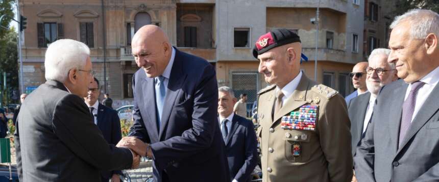 Unifil, Crosetto: “Continueremo la nostra missione anche senza l’Onu. Non si abbandona un popolo” Unifil, Crosetto: “Continueremo la nostra missione anche senza l’Onu. Non si abbandona un popolo”