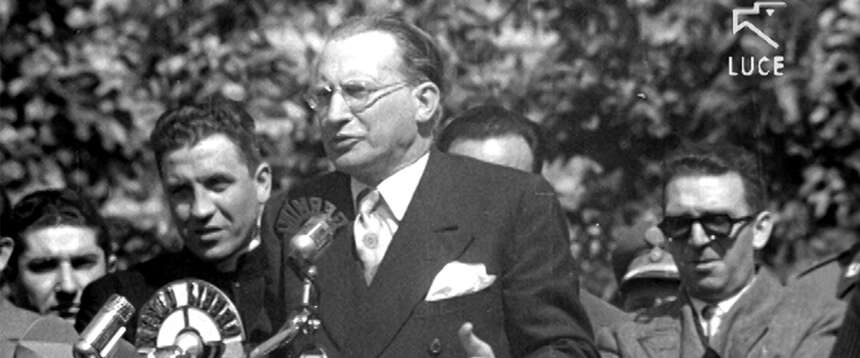 De Gasperi, la Dc e la secolarizzazione dell’Italia: dal partito-Stato alle degenerazioni della partitocrazia De Gasperi, la Dc e la secolarizzazione dell’Italia: dal partito-Stato alle degenerazioni della partitocrazia