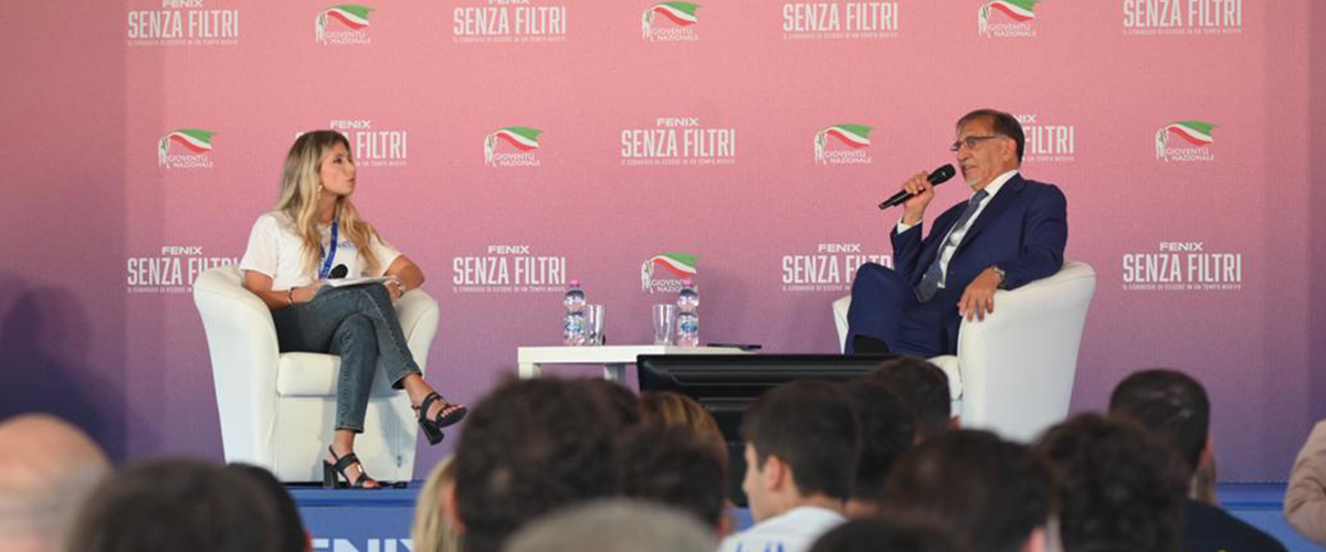 La Russa in Fiamma i giovani di Fenix: “E’ un simbolo di amore e libertà”. Poi lancia il “silenzio” per Kirk