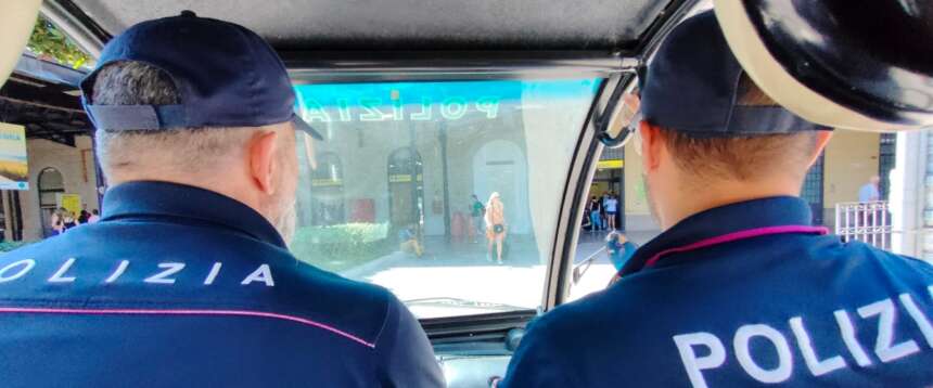 Catania, tre marocchini drogano e violentano giovani turiste. Erano irregolari, non dovevano essere in Italia Catania, tre marocchini drogano e violentano giovani turiste. Erano irregolari, non dovevano essere in Italia