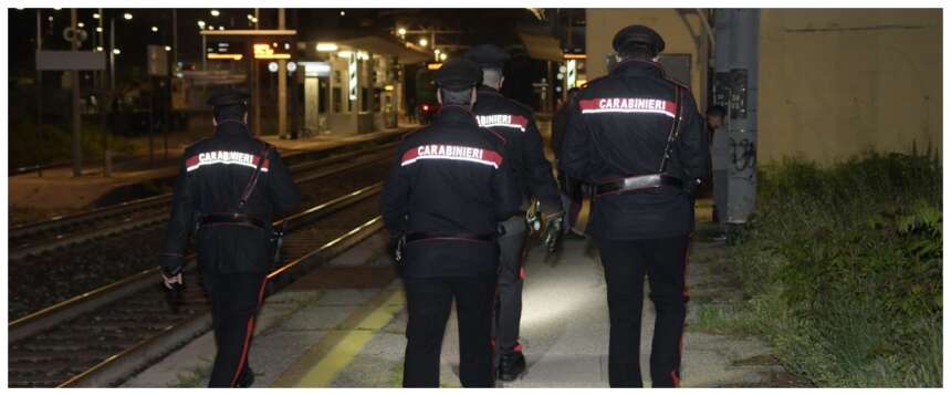 Picchiata e violentata in un sottopassaggio della stazione: è caccia allo stupratore di una 18enne milanese