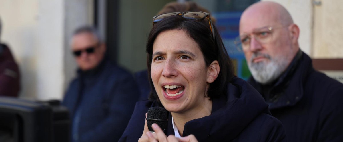 Il Pd sempre più Partito Devastato: la Direzione col bavaglio elettorale fa scattare la guerriglia interna