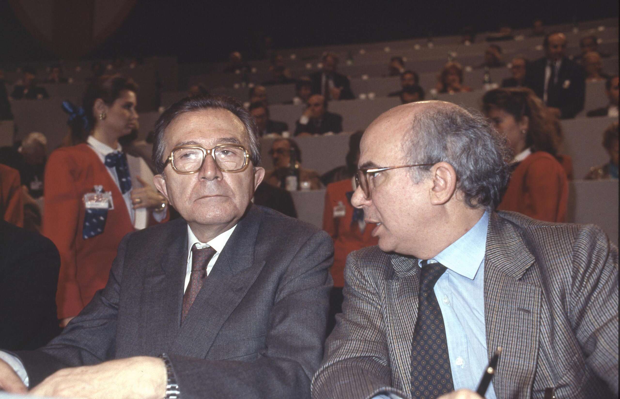 l8217ex ministro cirino pomicino si lagna per l8217antibiotico invendibile bassetti stronca la polemica gli basta chiedere al suo medico