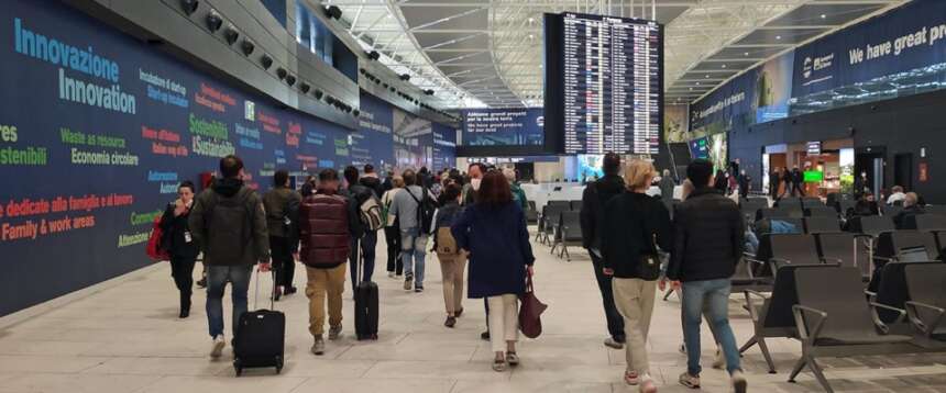Droni sull’aeroporto di Monaco di Baviera: sospese tutte le attività e voli cancellati per 48 ore