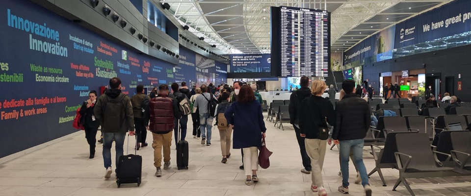 Droni sull’aeroporto di Monaco di Baviera: sospese tutte le attività e voli cancellati per 48 ore