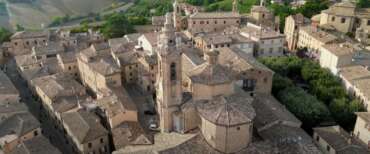 Al borgo di Corinaldo, nelle Marche l’oscar del turismo