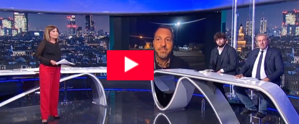 Jacopo Cecconi, il giornalista del Tg3 che sogna di ‘eliminare Israele’, non si scusa: “Avete capito male” (video) Jacopo Cecconi, il giornalista del Tg3 che sogna di ‘eliminare Israele’, non si scusa: “Avete capito male” (video)