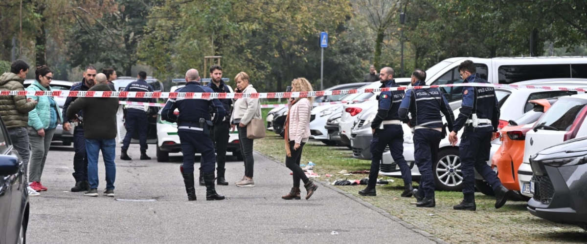 orrore a milano donna accoltellata al volto i soccorritori la trovano sanguinante in strada gravissima si cerca l8217ex marito