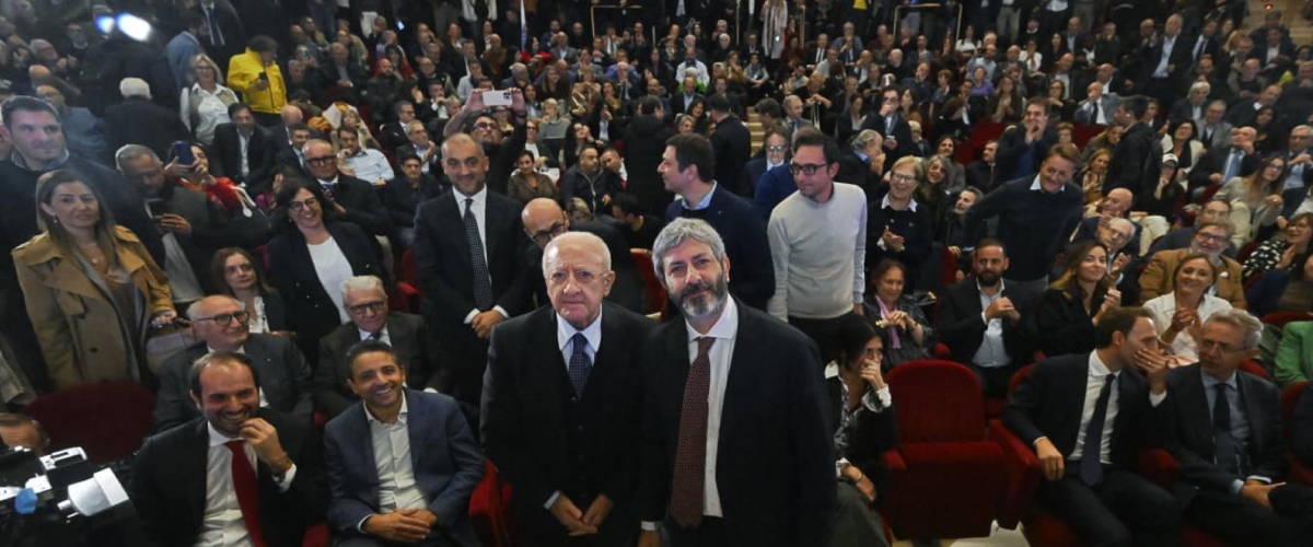 Fico-De Luca, sceneggiata napoletana: l’abbraccio e la lunga notte dei coltelli in Campania