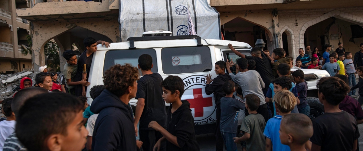 Gaza, Hamas tira la corda: non ci disarmiamo. Netanyahu: attenetevi al piano senza se e senza ma. E torna in Israele il corpo di un altro ostaggio Gaza, Hamas tira la corda: non ci disarmiamo. Netanyahu: attenetevi al piano senza se e senza ma. E torna in Israele il corpo di un altro ostaggio