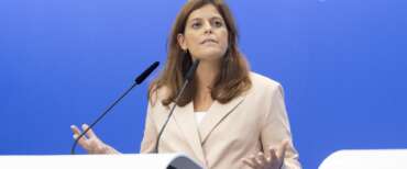 Ilaria Salis trema, il Ppe voterà la revoca dell’immunità. Vannacci al curaro: peggio di lei solo un’infanticida