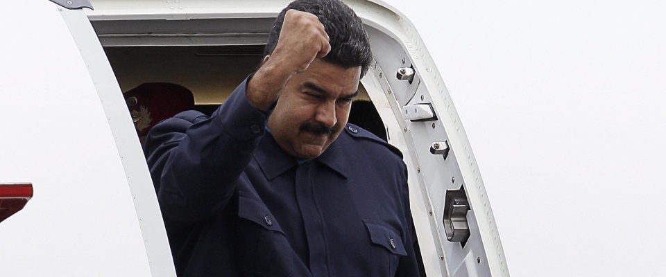 Il pilota di Maduro si è rifiutato di consegnarlo agli Usa in cambio di denaro: Trump autorizza la Cia ad agire in Venezuela