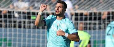 Riccardo Orsolini ha il fiuto per il gol: il Bologna mette al tappeto il Cagliari grazie al suo mancino formidabile