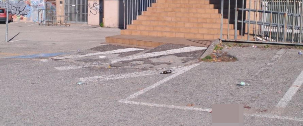 Choc a Perugia, 20enne trovato morto nel parcheggio dell’università: ucciso con un fendente alla gola Choc a Perugia, 20enne trovato morto nel parcheggio dell’università: ucciso con un fendente alla gola
