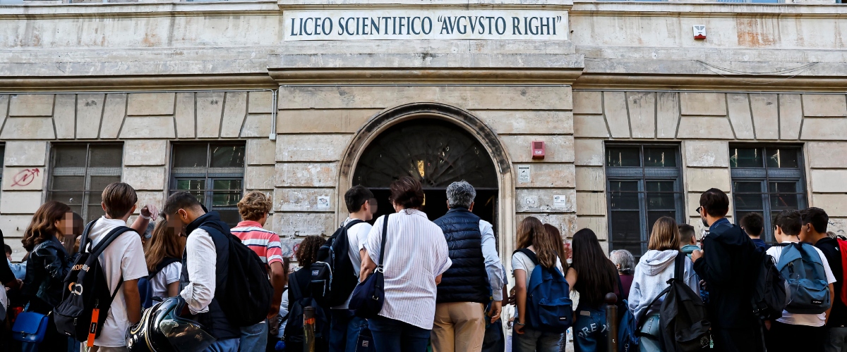 Piccoli antagonisti crescono: nei licei occupazioni pro Pal e dibattiti a monopolio dem. Alle elementari lavoretti sulla Flotilla Piccoli antagonisti crescono: nei licei occupazioni pro Pal e dibattiti a monopolio dem. Alle elementari lavoretti sulla Flotilla