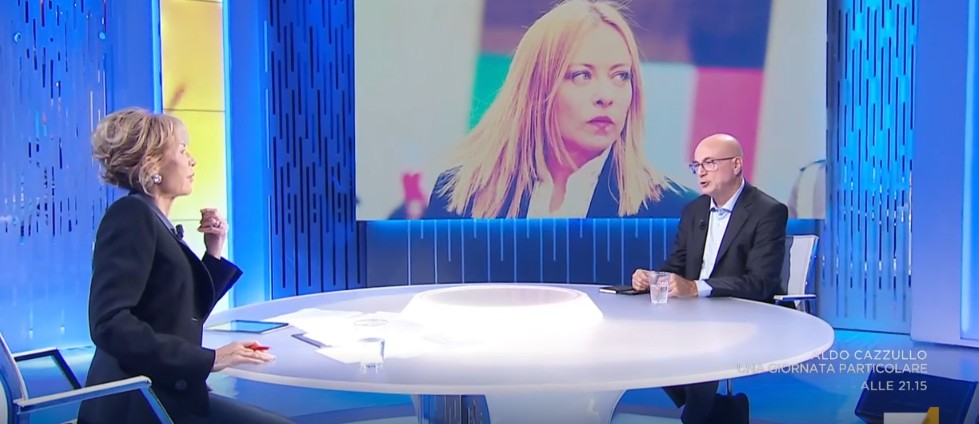 Cazzullo “disperato” che Cabrini apprezzi Meloni. “Quanto conformismo, neanche fosse Giovanna d’Arco” (video) Cazzullo “disperato” che Cabrini apprezzi Meloni. “Quanto conformismo, neanche fosse Giovanna d’Arco” (video)