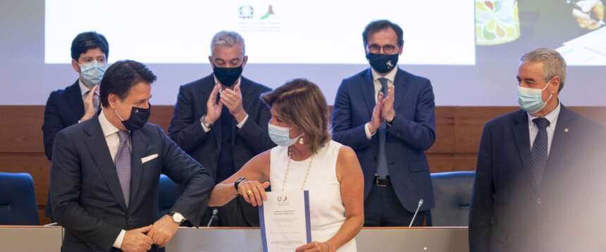 Commissione Covid, FdI attacca sulle relazioni tra Pd, Arcuri e Benotti: “Buttati 750 milioni per mascherine non a norma e sequestrate” Commissione Covid, FdI attacca sulle relazioni tra Pd, Arcuri e Benotti: “Buttati 750 milioni per mascherine non a norma e sequestrate”