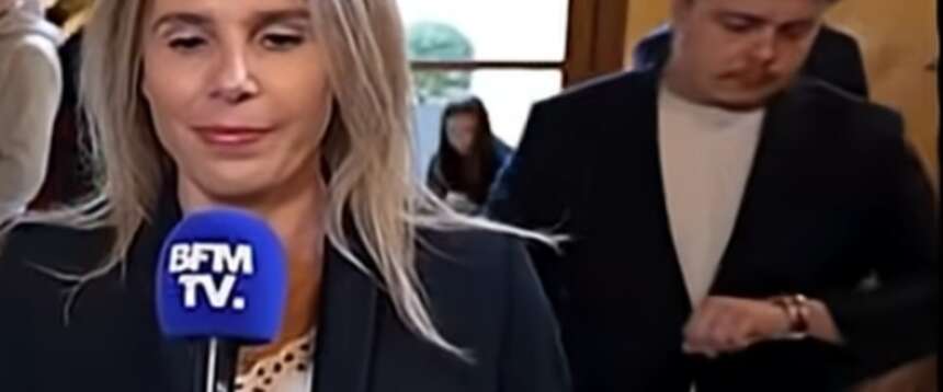 Comunisti col Rolex: deputato si toglie l’orologio prima dell’intervista tv (video). È polemica in Francia Comunisti col Rolex: deputato si toglie l’orologio prima dell’intervista tv (video). È polemica in Francia
